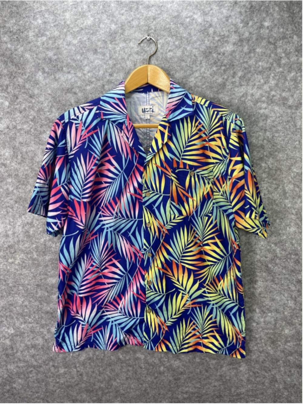 Uzzi Amphibious Gear Shirt Mens Large Multicolor Tropical Hawaiian Button Up